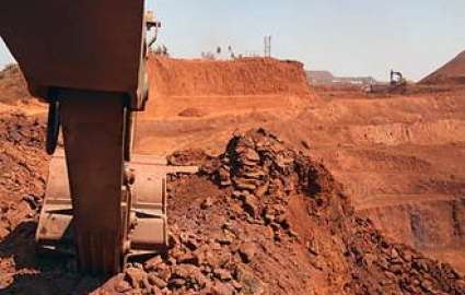 جلسه فرمانداری بافق درباره طرحهای جوار معدنی سنگ آهن مرکزی