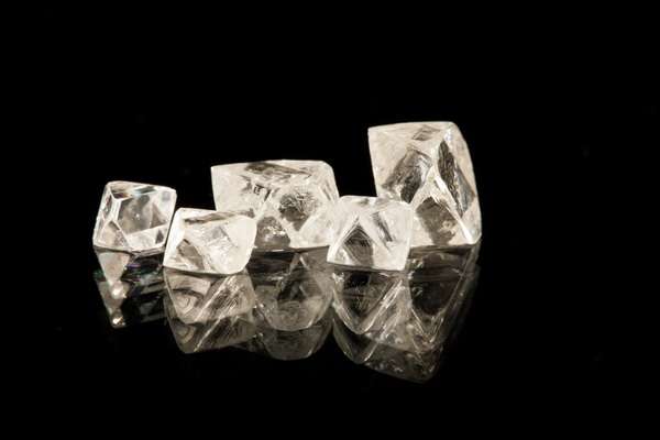 تصاویر زیبا از الماسهای CH-6