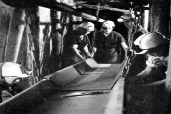 مجموعه ای از عکس معدنکاری-1946