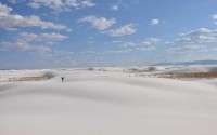 	صحرا با شن و ماسه سفید در Nyumksco