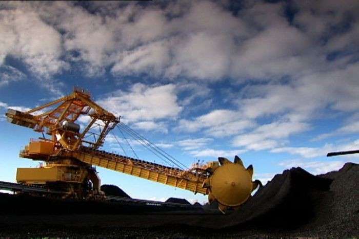 Mozambique port accident deals blow to Vale coal project