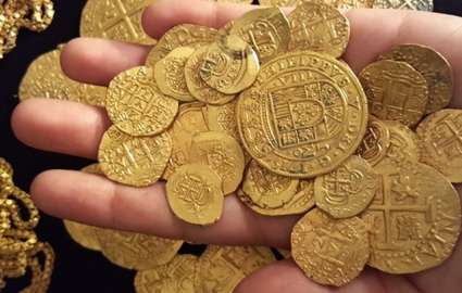 US family make million-dollar gold find from Spanish fleet off Florida