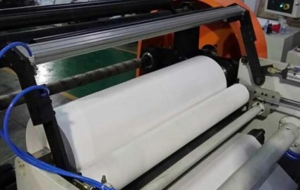 طرح تولید کاغذ از سنگ در الیگودرز کلنگ زنی می شود
