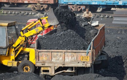 هند زغال سنگ وارد می‌کند
