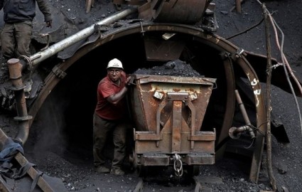 جهان در انتظار صف‌آرایی دوباره کارگران معدن و تخریب شدیدتر محیط زیست
