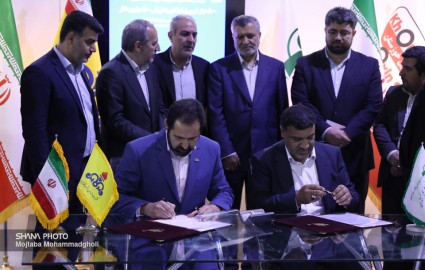 شرکت مهندسی و توسعه گاز و فولاد اکسین خوزستان قرارداد ۵۰۰ میلیون دلاری امضا کردند