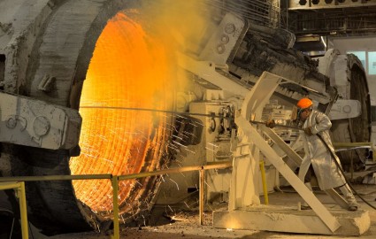 دولت تصمیم به عرضه ۷.۱۳ درصد سهام فولاد ساز بورسی گرفت